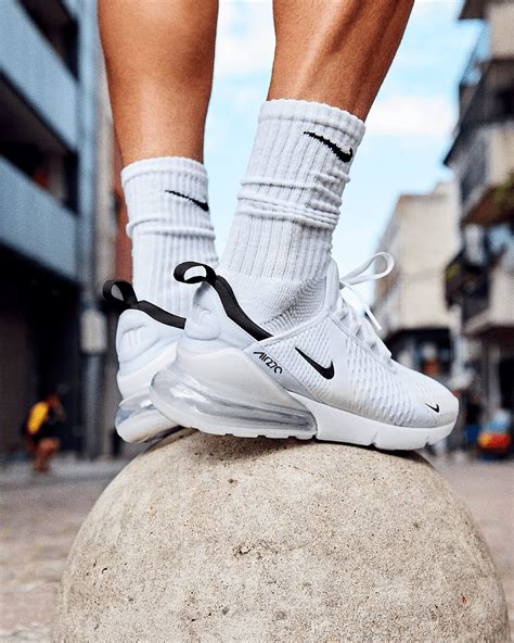 nike air max 270 height.